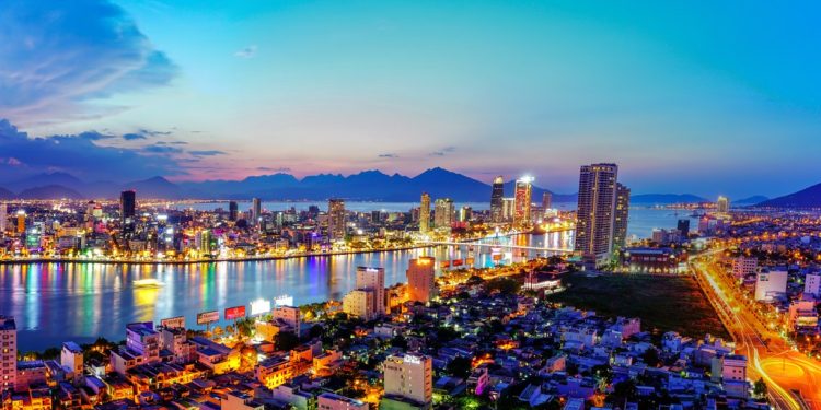 Da Nang tourism shows signs of calm