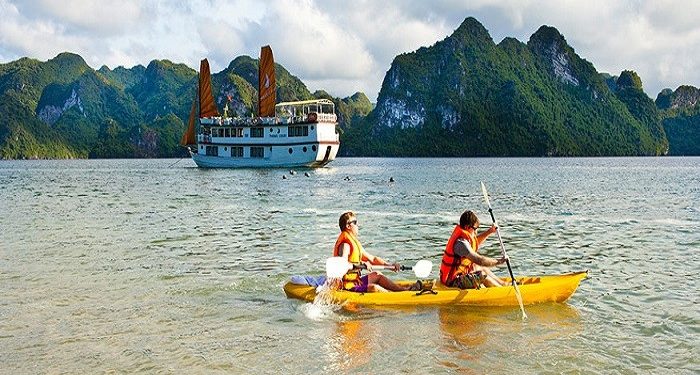 Key things to do on Lan Ha Bay day tour