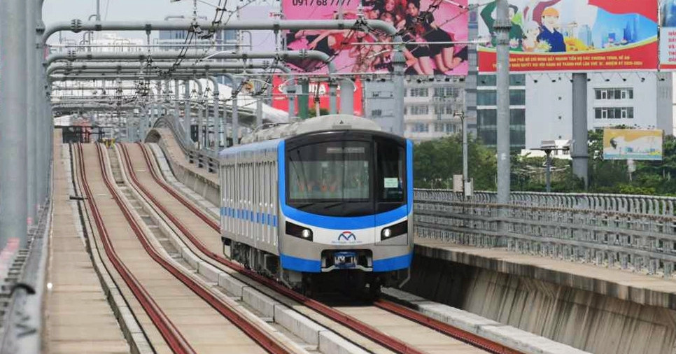 Party General Secretary Inspects Ho Chi Minh City’s New Metro Line